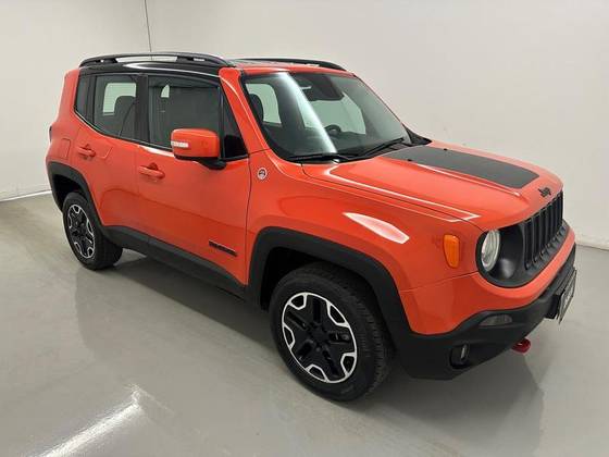 JEEP RENEGADE 2.0 16V TURBO DIESEL TRAILHAWK 4P 4X4 AUTOMÁTICO JEEP RENEGADE 2.0 16V TURBO DIESEL TRAILHAWK 4P 4X4 AUTOMÁTICO